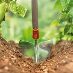 Браздирът JA-M 20 е практичен и надежден градински инструмент